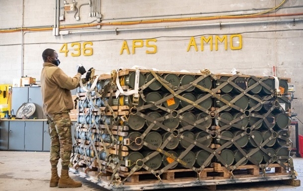 Пентагон готовит новую партию военной помощи Киеву Пентагон готовит новую партию военной помощи Киеву
